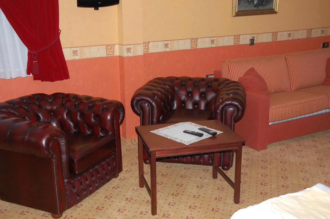 Kegel Tanz Palast Winterberg Hotel Ngoại thất bức ảnh