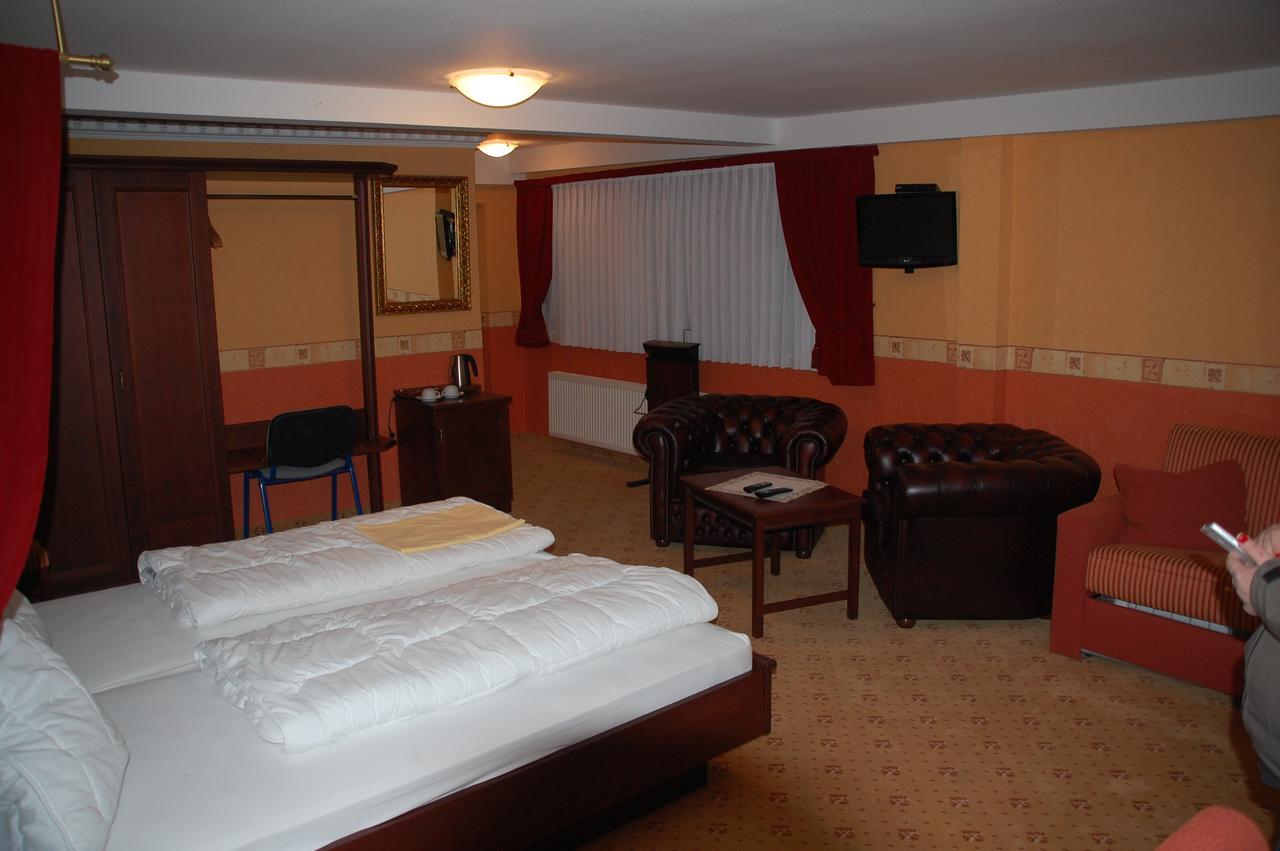 Kegel Tanz Palast Winterberg Hotel Ngoại thất bức ảnh