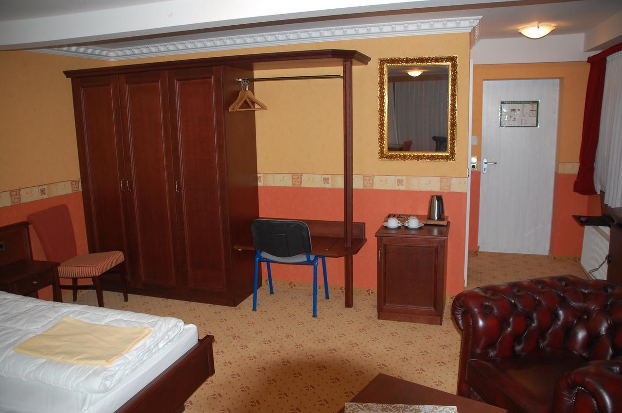 Kegel Tanz Palast Winterberg Hotel Ngoại thất bức ảnh
