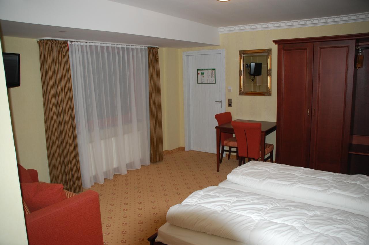 Kegel Tanz Palast Winterberg Hotel Ngoại thất bức ảnh