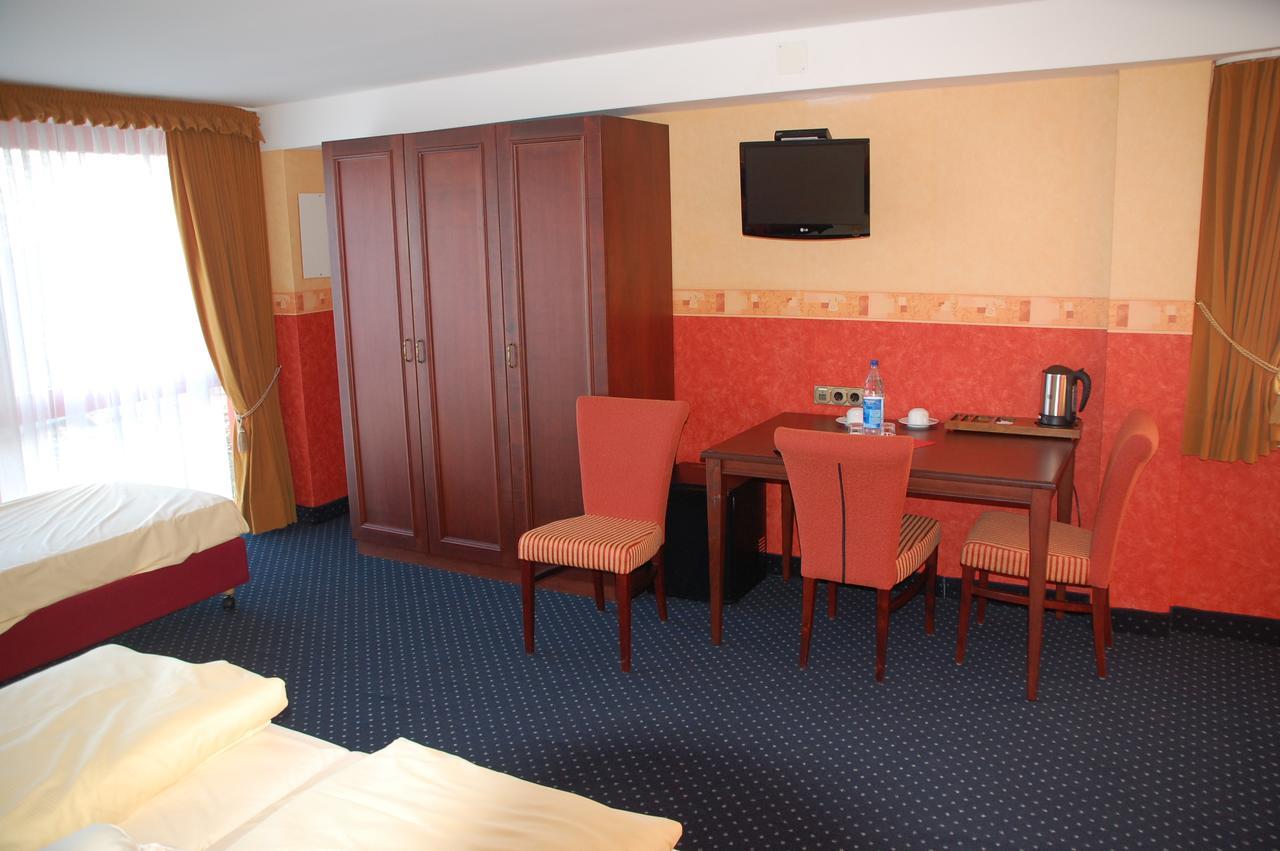 Kegel Tanz Palast Winterberg Hotel Ngoại thất bức ảnh